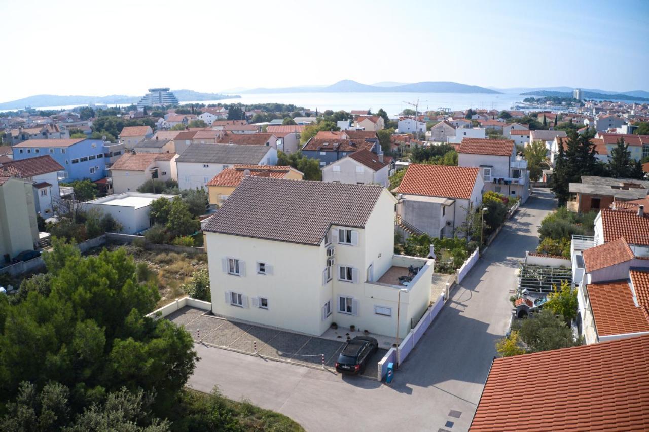 Apartments With A Parking Space Vodice - 6178 Extérieur photo