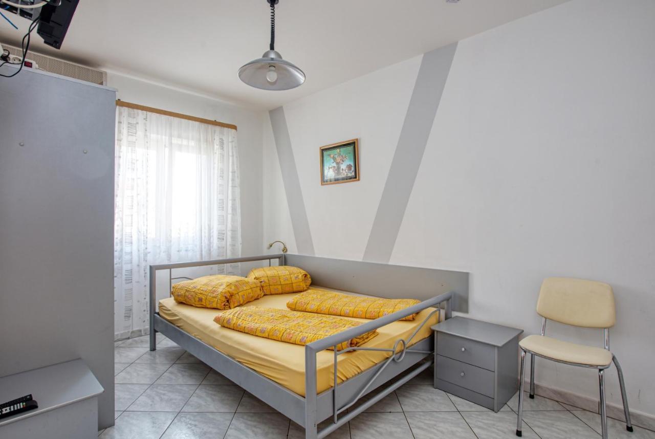 Apartments With A Parking Space Vodice - 6178 Extérieur photo