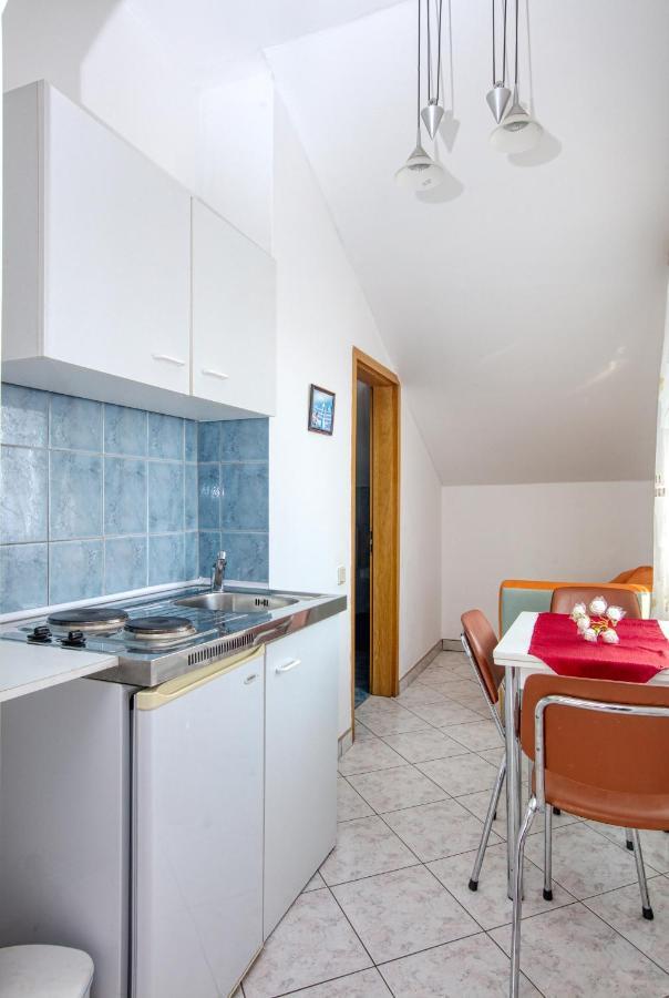 Apartments With A Parking Space Vodice - 6178 Extérieur photo