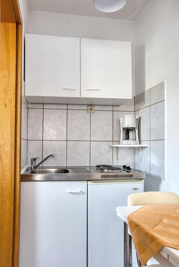Apartments With A Parking Space Vodice - 6178 Extérieur photo