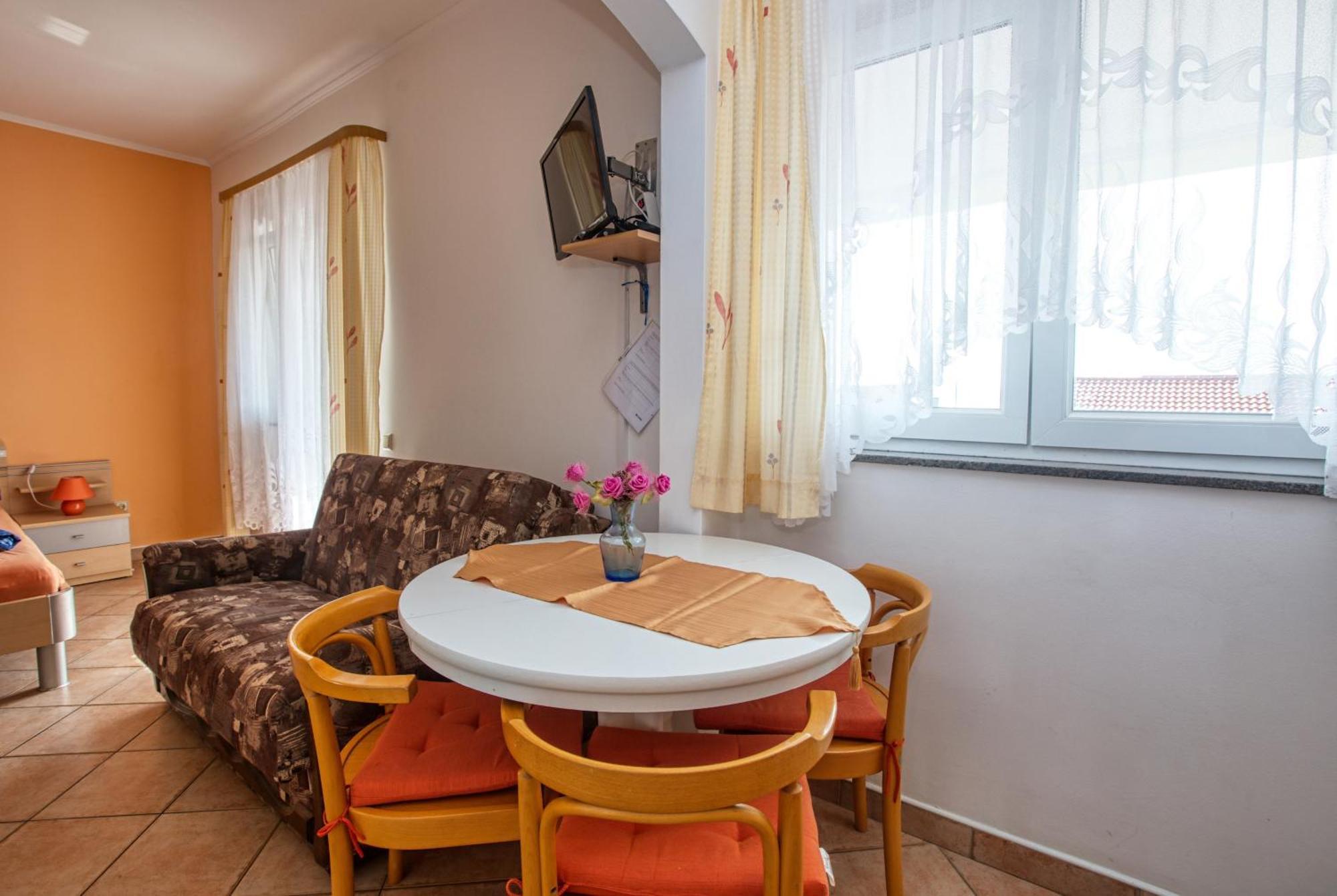Apartments With A Parking Space Vodice - 6178 Chambre photo